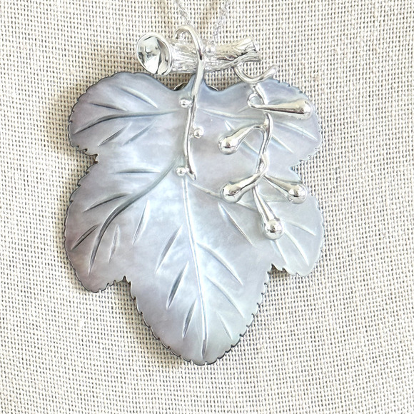 925 Sterling Silver Large Mother Of Pearl Leaf Reversible Pendant Necklace - Picture 13 of 13